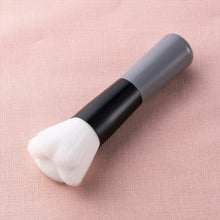 Load image into Gallery viewer, KAI Nyarming Make Up Brush - MAIDO! Kairashi Shop