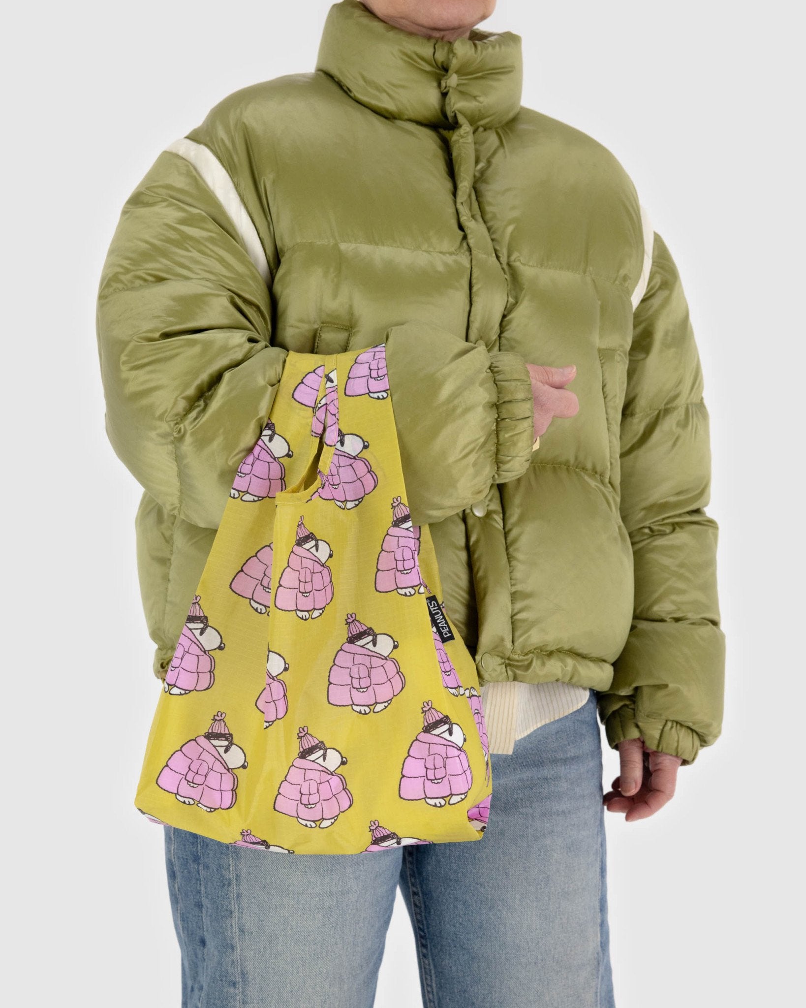 BAGGU Baby Baggu Peanuts Collab - Puffer Snoopy Pink | MAIDO BAGGU Baby Baggu Peanuts Collab - Puffer Snoopy Pink | MAIDO