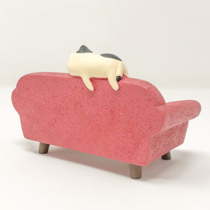 concombre Figurine Sofa Red - MAIDO! Kairashi Shop