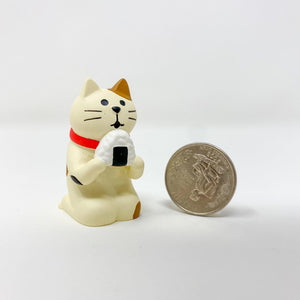 concombre Figurine Cat with Omusubi - MAIDO! Kairashi Shop